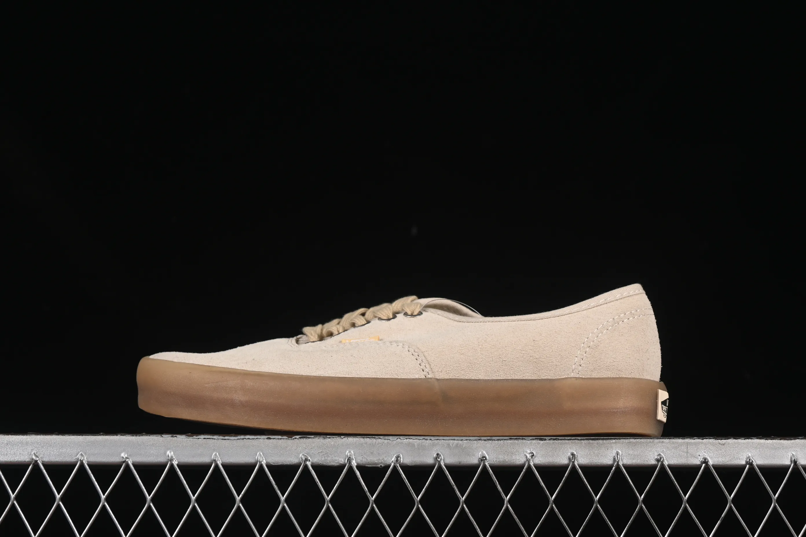 All categories Vans Vans series Vans Low Vans low top Vans Premium Authentic suede retro translucent raw rubber sole casual sneakers VN000CRQBYS